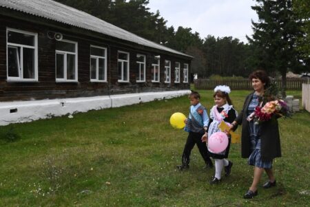 Сельские школы пополнились учителями