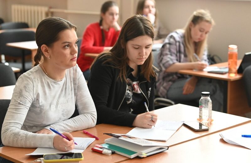 Студентов поддержат центры занятости