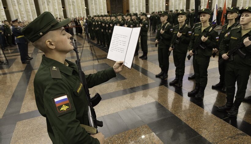 Преображенский полк произнес главные слова в стенах Музея