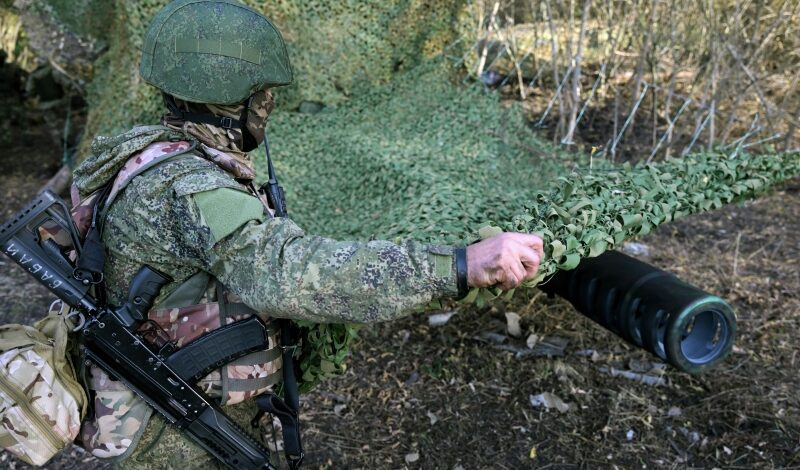 Защитникам оказывают поддержку всей страной