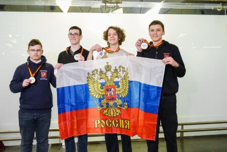 Российские школьники пополнили копилку наград страны