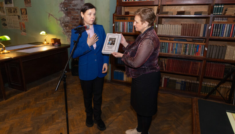 День рождения писателя фронтовика отметили в России