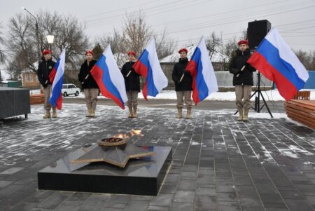 Имена защитников ЛНР увековечили