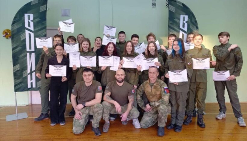 «Воин» обучил кемеровскую молодежь