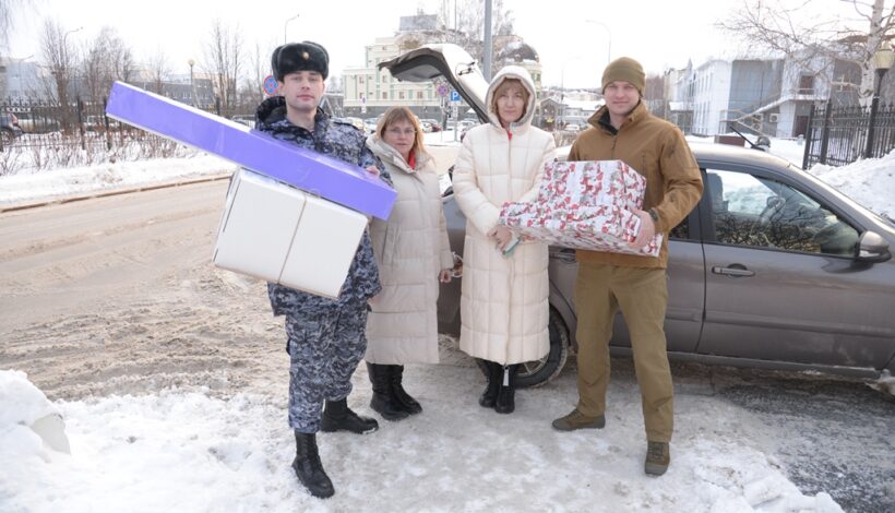 Семьям подарили рождественское чудо