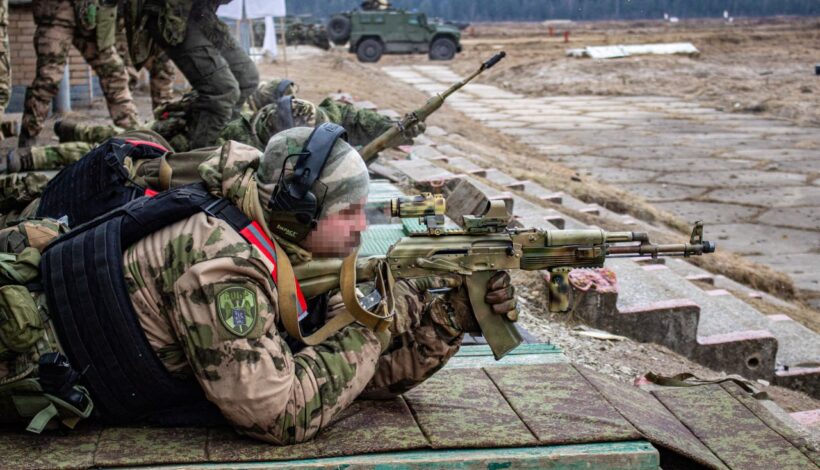 Росгвардейцы оттачивают навыки стрельбы