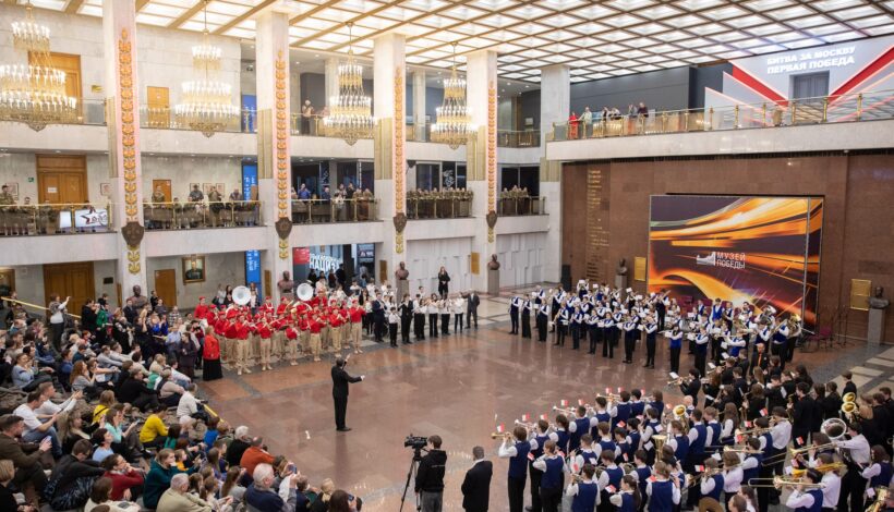 Защитникам Отечества приготовили подарок