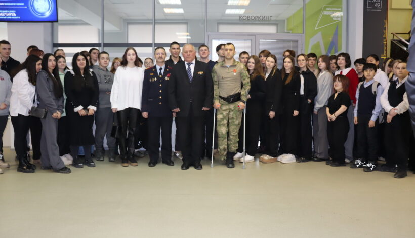 Герои рассказали о боевом опыте