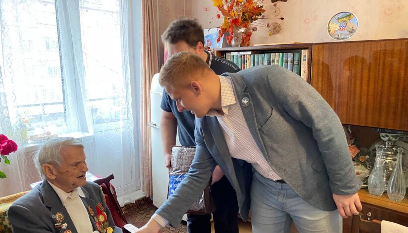 Ветеран встретил второй век жизни