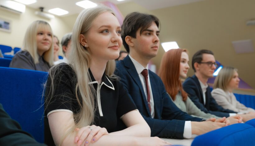 Абитуриентам станет легче