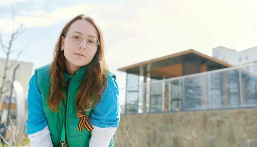 Студентка снимет фильм об ополченцах