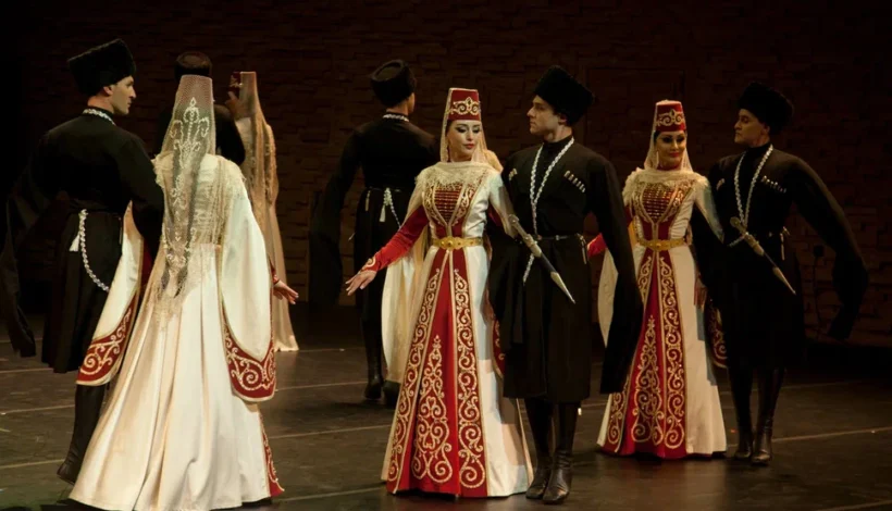 Искусство объединило народы