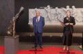 Скульптура соединила две войны