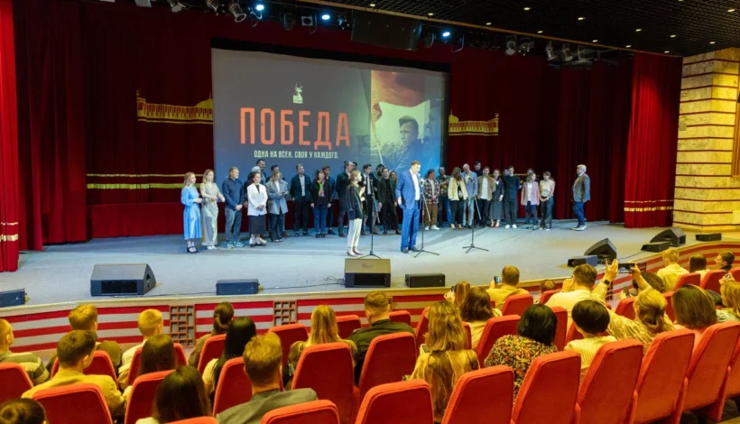 Сериал соединил историю и эмоции эпохи