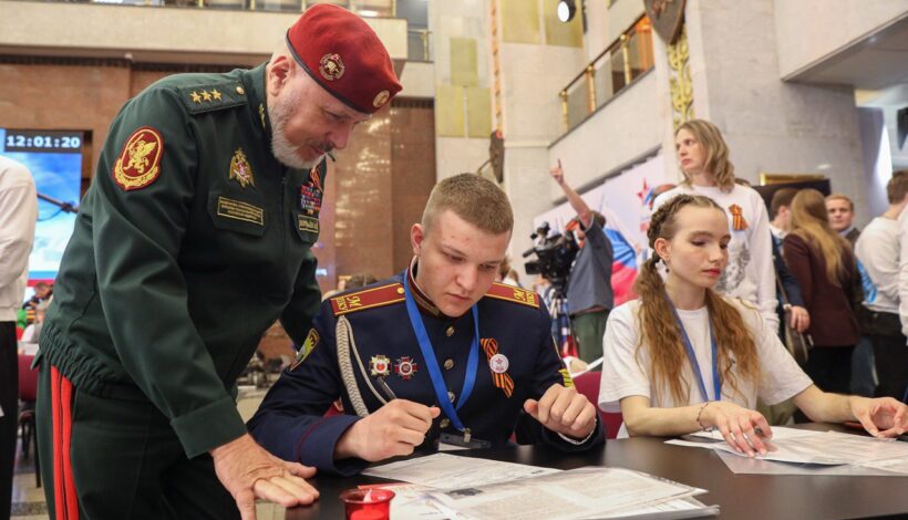 Росгвардейцы проверили знания о Великой Отечественной