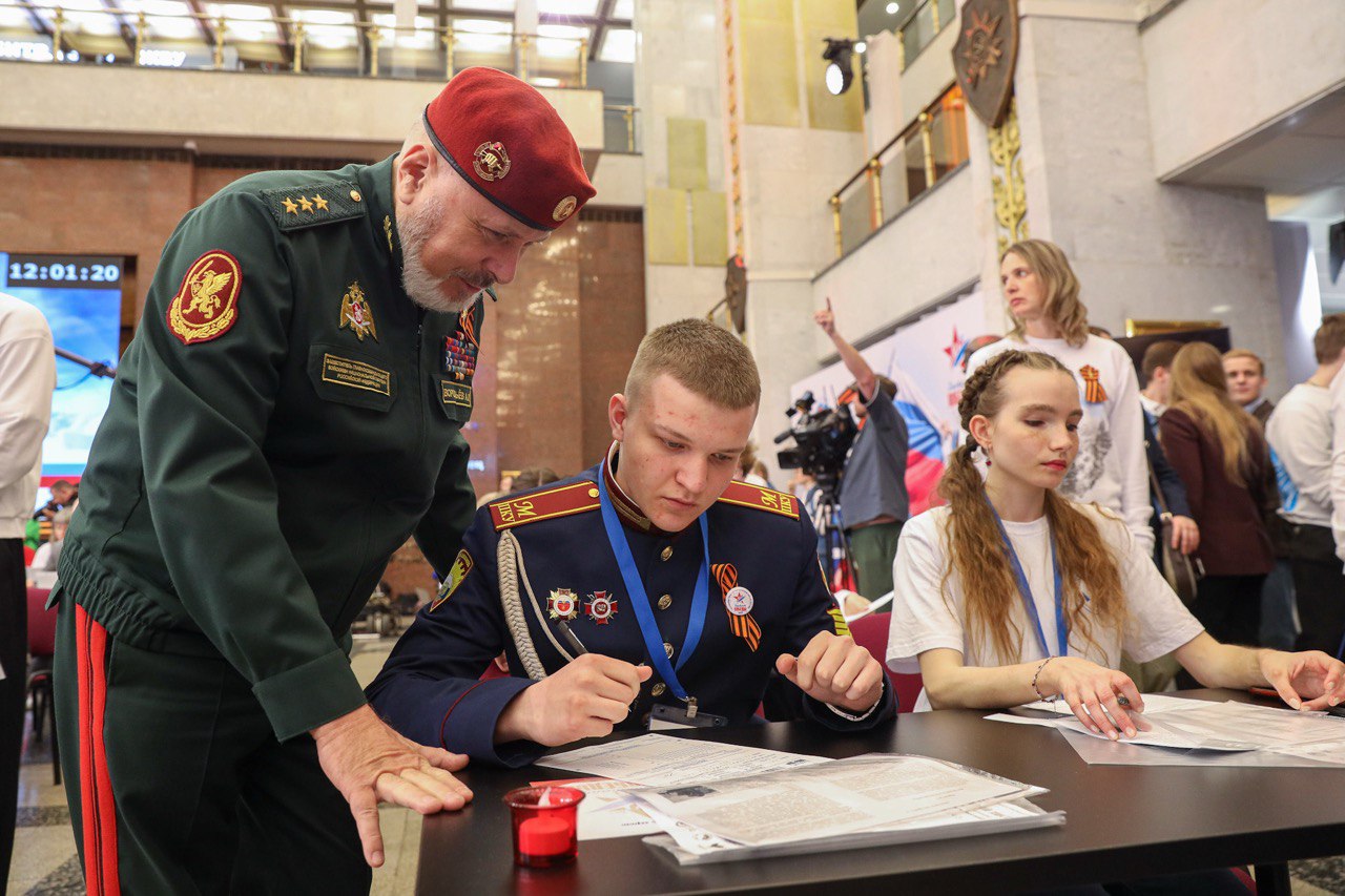 Росгвардейцы проверили знания о Великой Отечественной