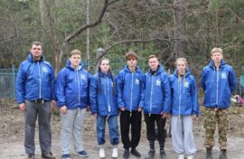 Добровольцы встали на защиту памяти