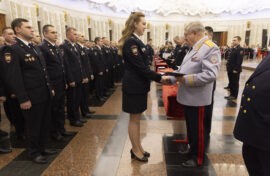 В Музее Победы чествовали выпускников-полицейских