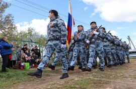 Персональные парады провели для ветеранов