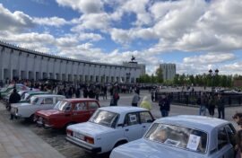 У Музея Победы финишировал масштабный ретропробег