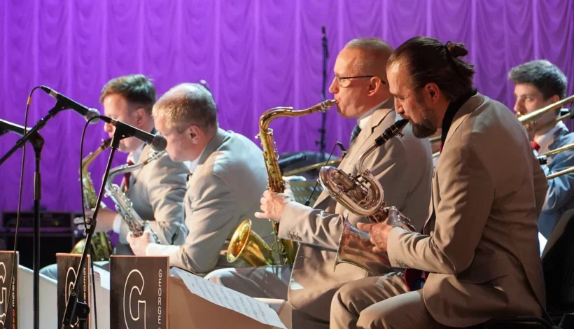 Победе посвятили джазовый концерт