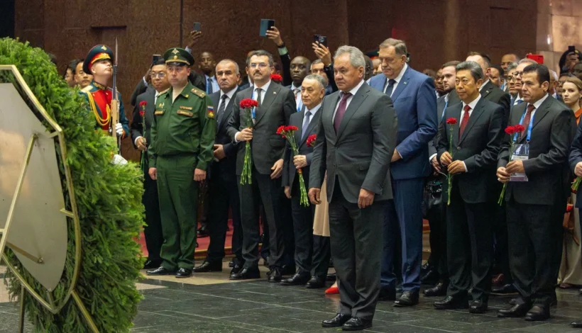 Участники форума по безопасности посетили Музей Победы