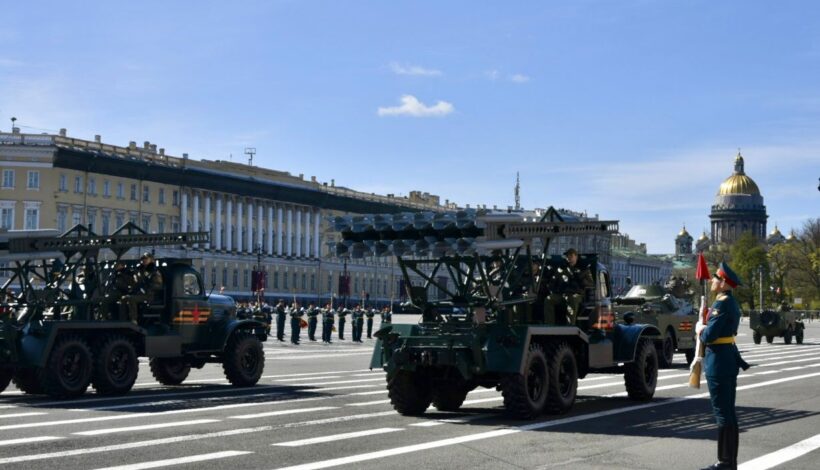 Отреставрированная военная техника участвовала в параде