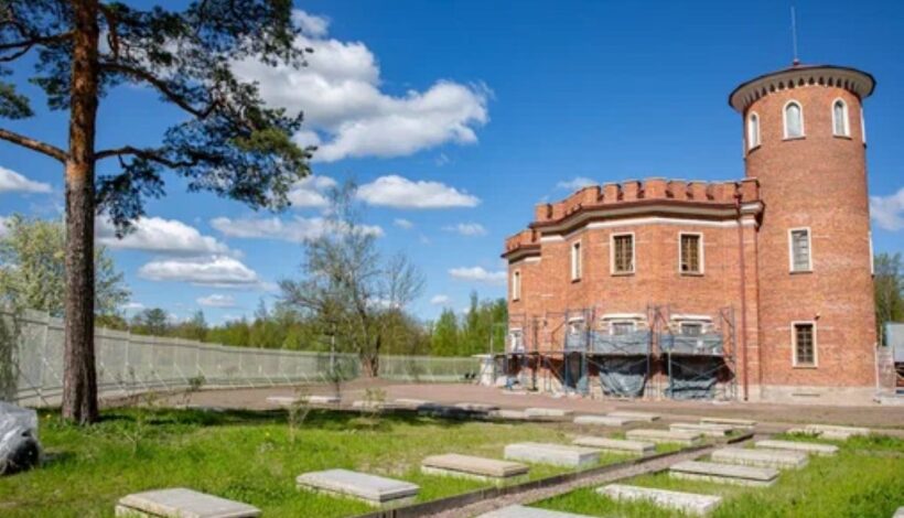 Восстановлено захоронение императорских лошадей