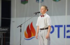 Артековцы продекламировали классиков