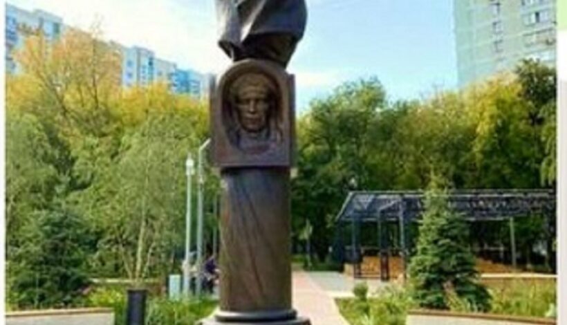 Сквер переименовали в честь 80-летия Победы