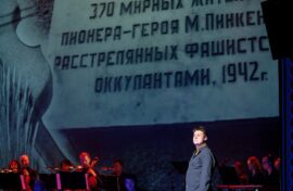 Актеры исполнили монологи о войне