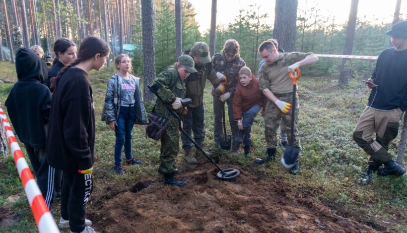 Молодые поисковики восстанавливают связь времен
