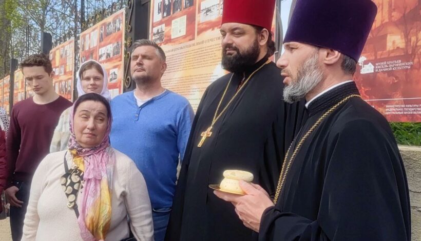 О церкви в годы войны рассказали в фотографиях