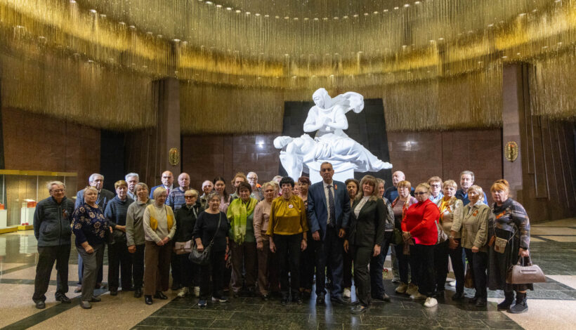 Ветераны железной дороги почтили память Героев