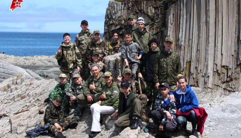 Южные Курилы встретили юнармейцев