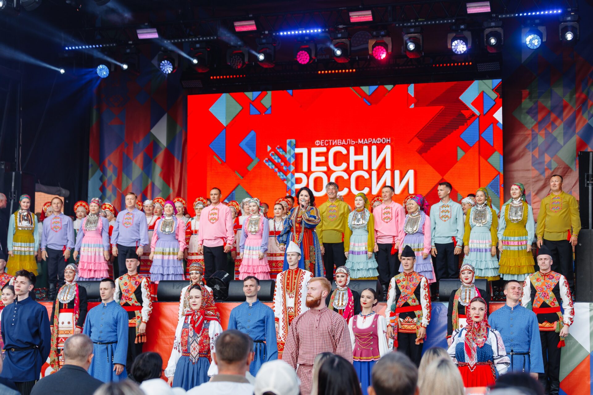 Стартовал фестиваль «Песни России»
