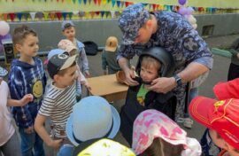 Малышей приобщили к мужеству