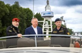 Росгвардейцам передали скоростные катера