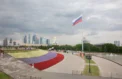 У Музея Победы торжественно подняли государственный флаг