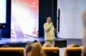 Военные фильмы посмотрели в компании режиссера