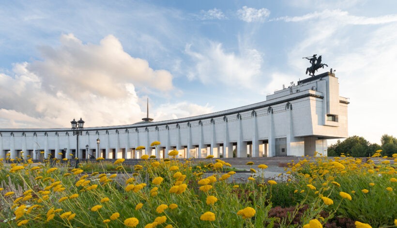 Посетителям приготовили подарок