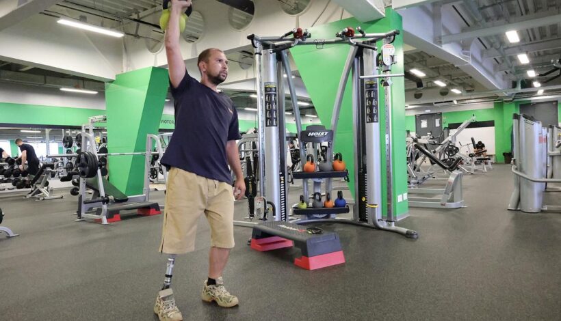 Ветеранов обеспечивают спецодеждой