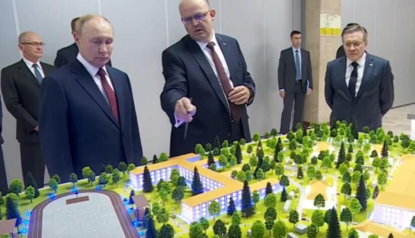 Президенту представили «Уральский атом»