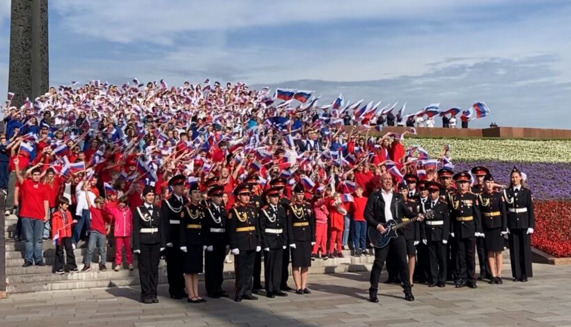 Клип на песню Дениса Майданова сняли у Музея Победы