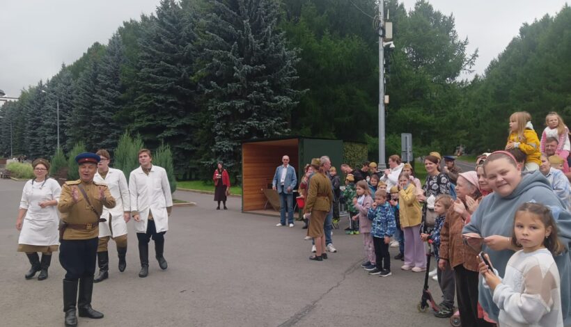 Гости Парка Победы попали в кино