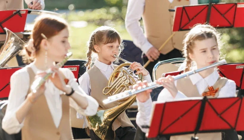 Юные музыканты исполнят песни Победы