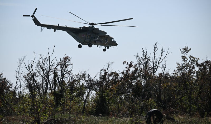 Память об экипаже вертолета сохранят на Родине