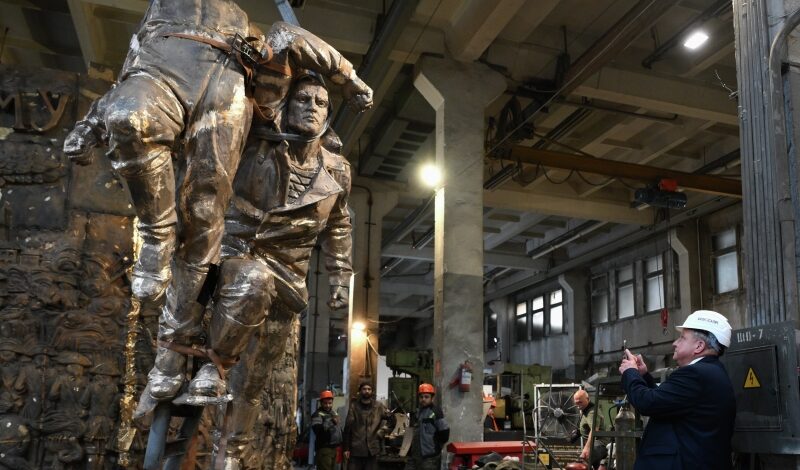 Курильскую десантную операцию увековечат в бронзе