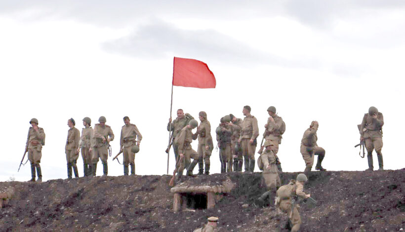 Реконструкторы воссоздали события августа 1945 года