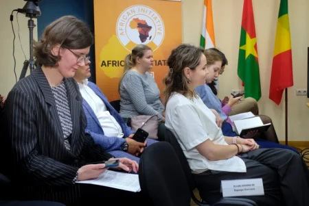 Волонтеры мира помогли России и Африке